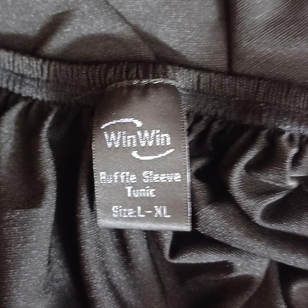Win Win Ruffle Sleeve Tunic - Picture 2 of 9